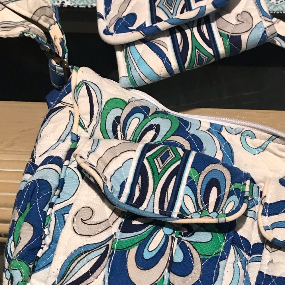 Vera Bradley Libby Mediterranean white w wallet